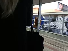 کریستینا شاین هنگام گروه سکسی موبوگرام استراحت حمام ، گل صدفی را شلیک می کند